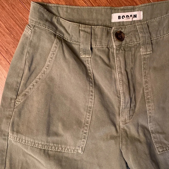 Boden women’s green cargo pants - size 4 - 100% cotton - Picture 3 of 6